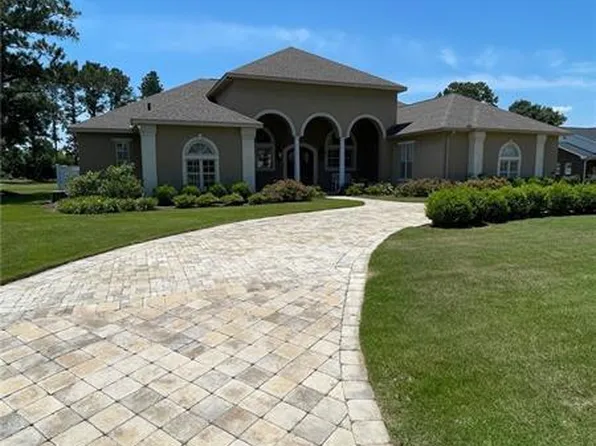 220 Pebble Beach Dr, Eufaula, AL 36027