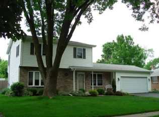 5030 Fletcher Pl, Rockford, IL 61108