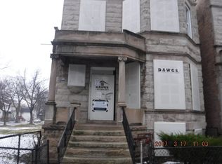 952 W 53rd St, Chicago, IL 60609