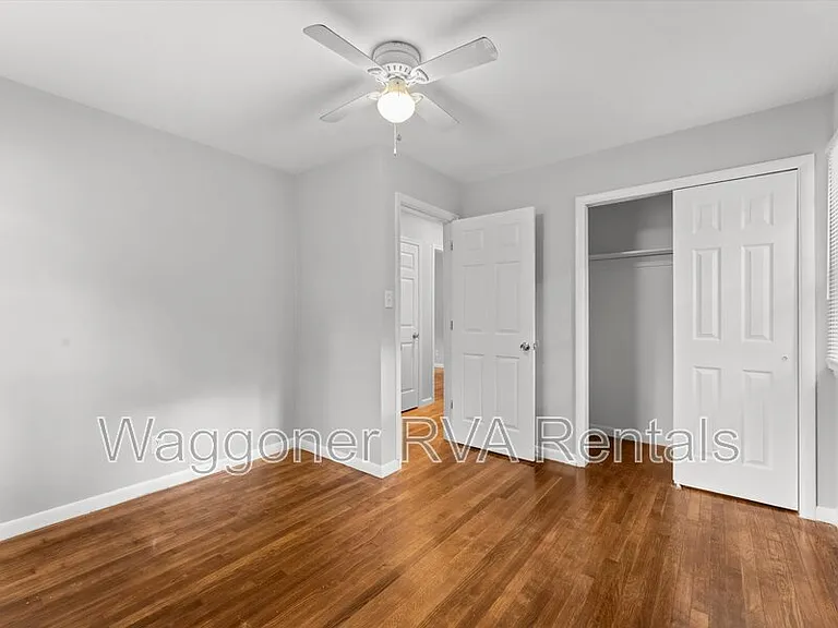 924 Kingsway Rd — Photo 47