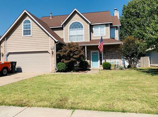 208 E Kansas St, Broken Arrow, OK 74012