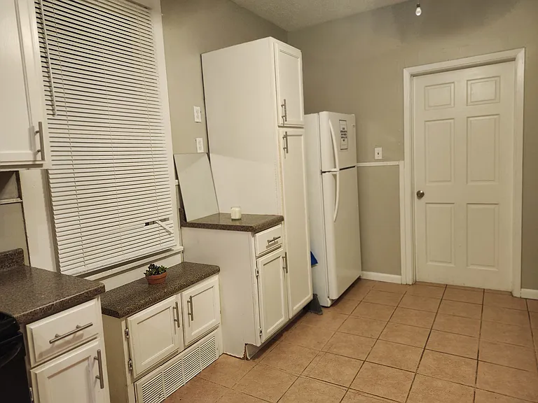 6624 Bartmer Ave — Photo 4