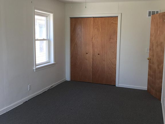 5th image of 1194 E Lovejoy St APT 2