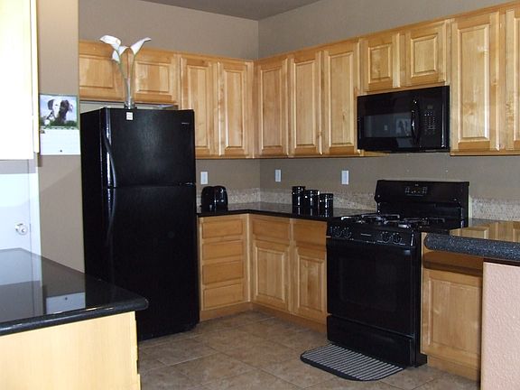 4th image of 3616 Back Country Dr