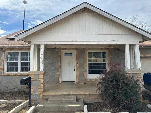 1809 9th St, Brownwood, TX 76801
