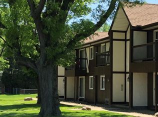 710 W Timber Ridge Dr APT 11, Peoria, IL 61615