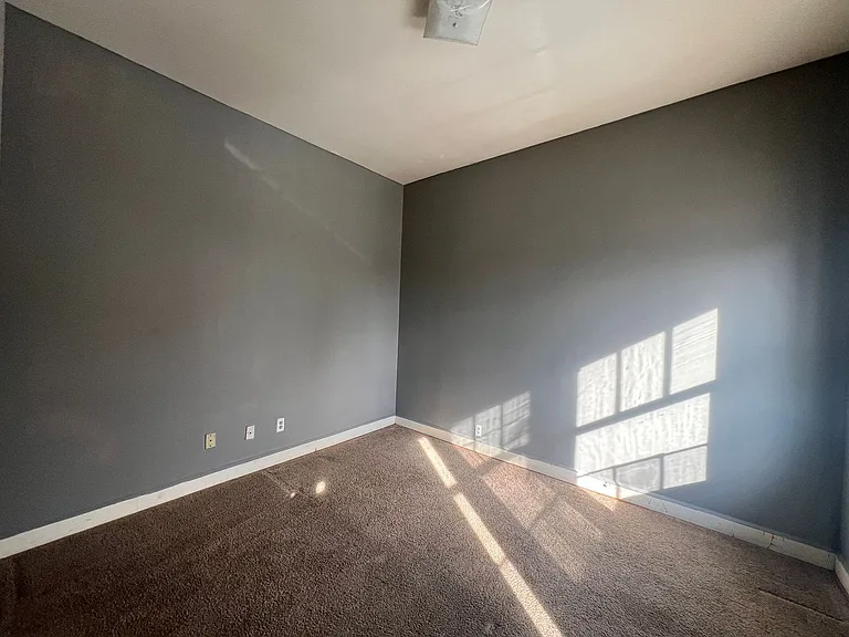 847 Jason Ave — Photo 5