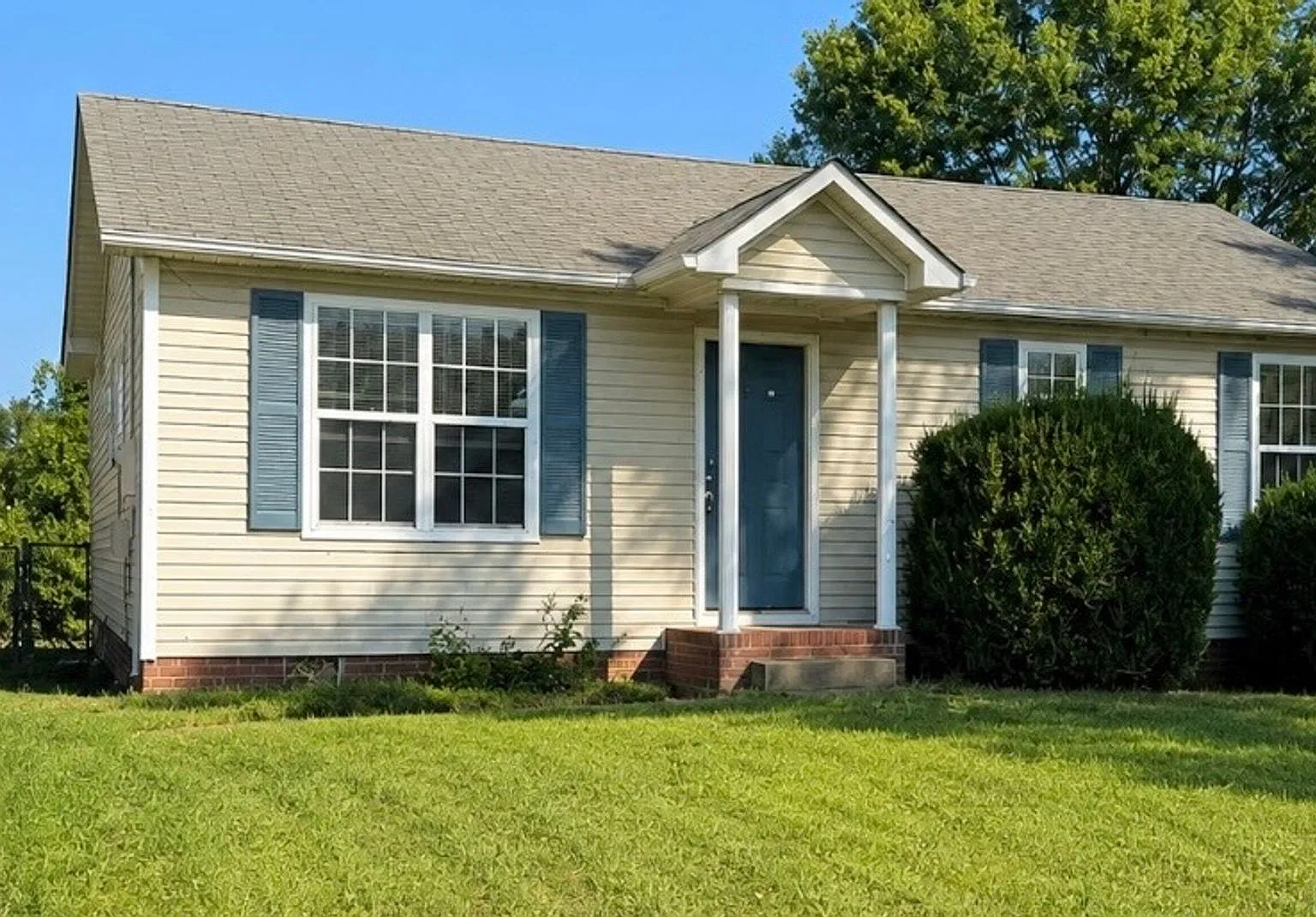 Looking for a Washer/Dryer/Storage Shed! — Photo 1