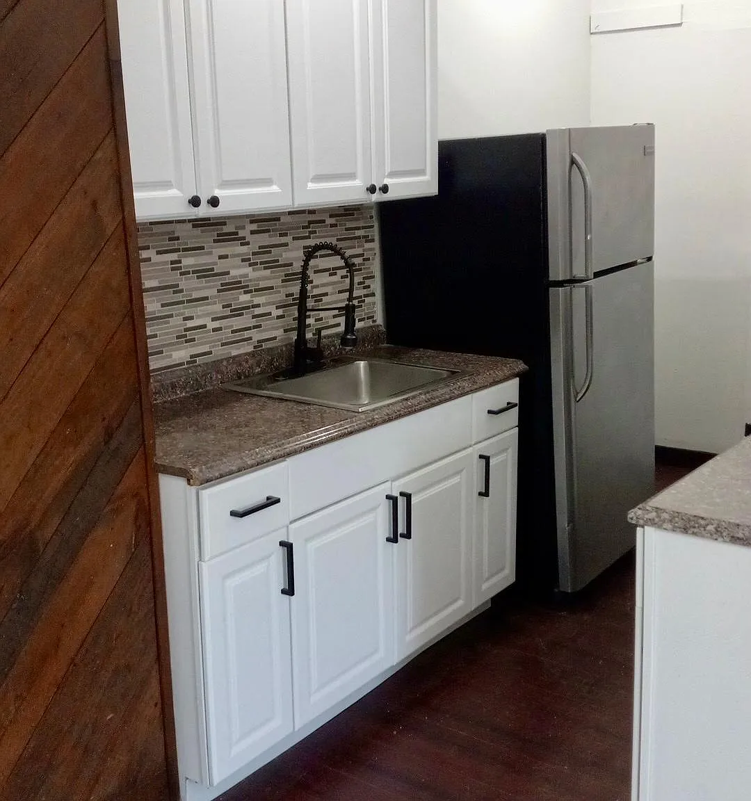 354 Lakewood Rd — Photo 4