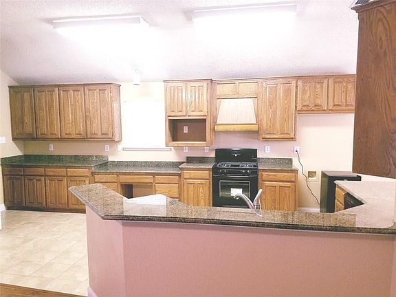 4th image of 2505 High Pointe Blvd