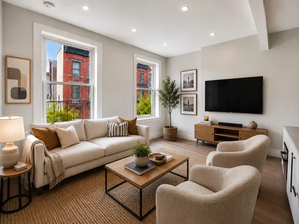 90 Bedford St APT 1C, New York, NY 10014