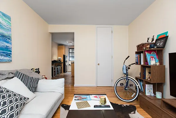 Rented by Emor Management Inc. | media 28