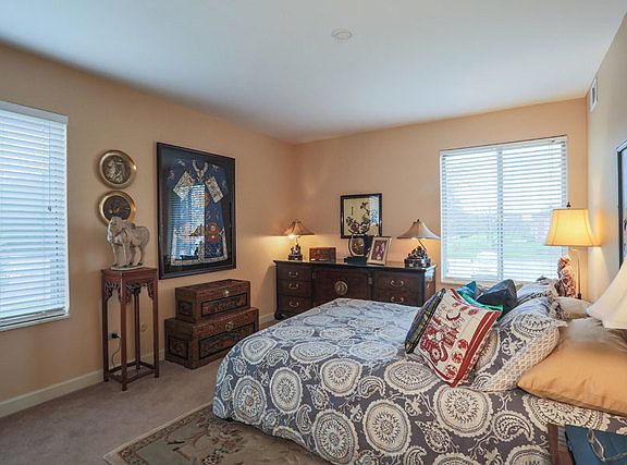 3rd image of 6186 Pinewood Ct APT 203