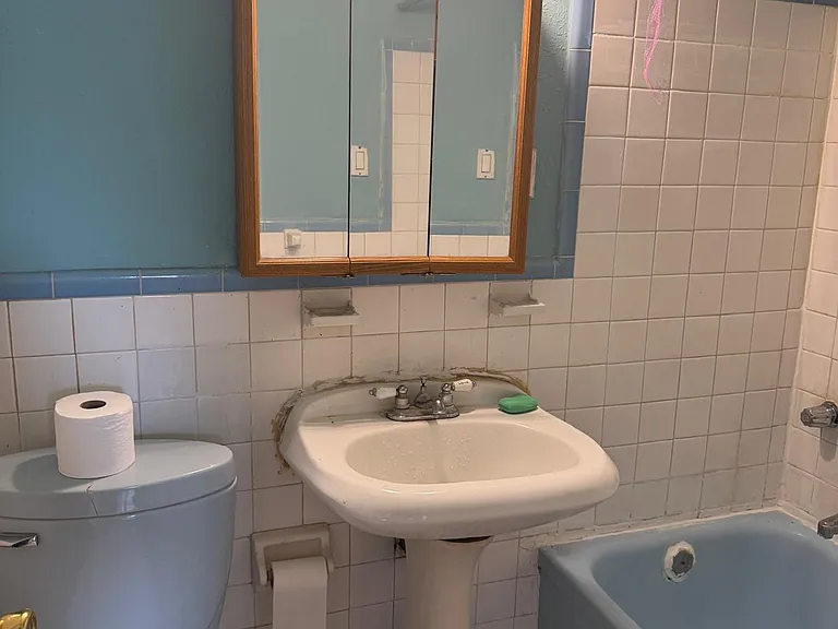 4024 7th St NE #1 — Photo 5