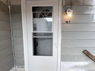 20 Olive St #B, Salem, NJ 08079