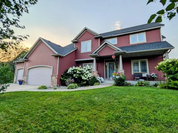 3411 Tralee Ln NE, Rochester, MN 55906