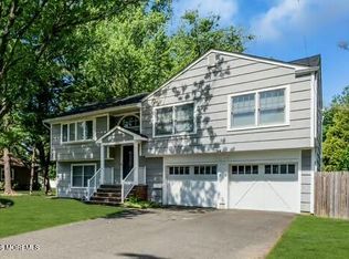 430 Church St, Belford, NJ 07718