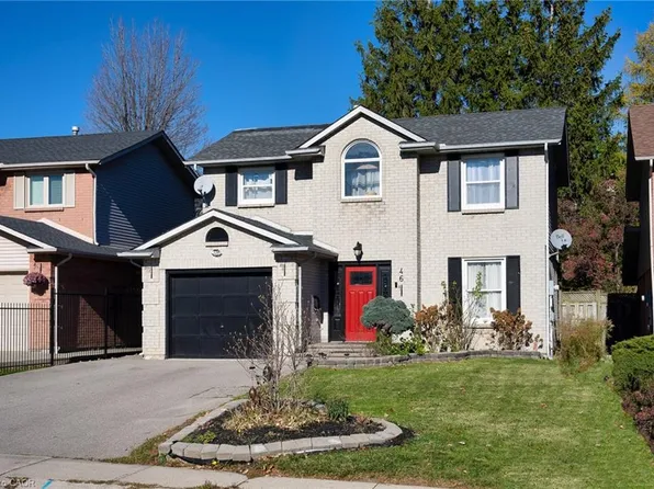 46 Novoco Dr, Hamilton, ON L9C 7E8