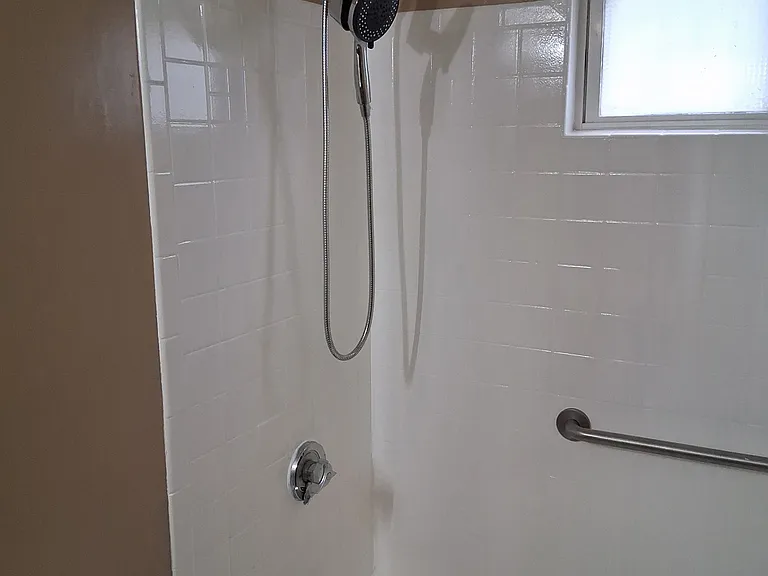 44 Capen St #1 — Photo 16