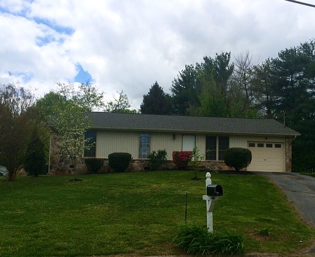 1st image of 8526 Baron Dr