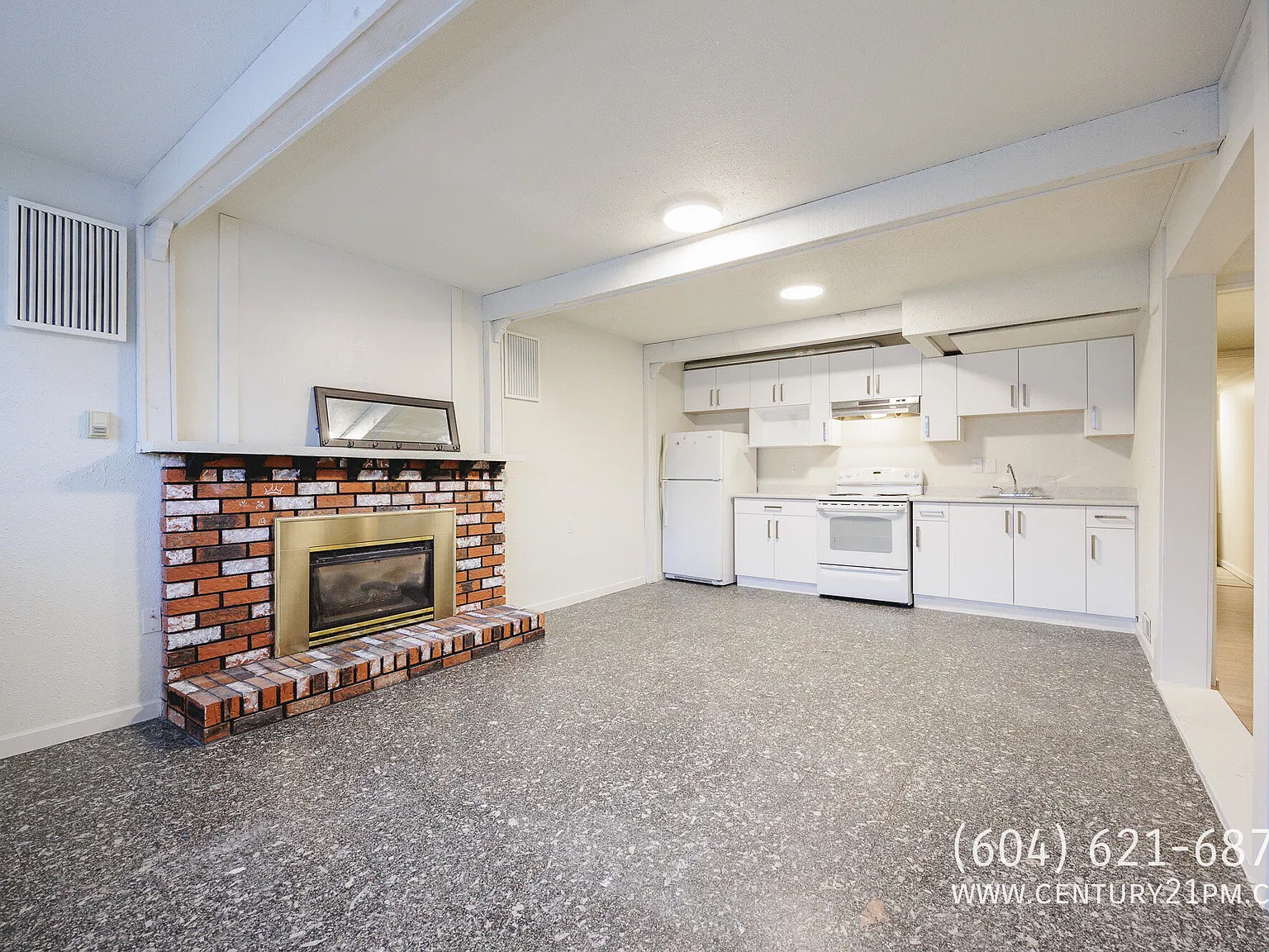 4 bed, 2.0 bath, 1200 sqft, $2,295 — Photo 2