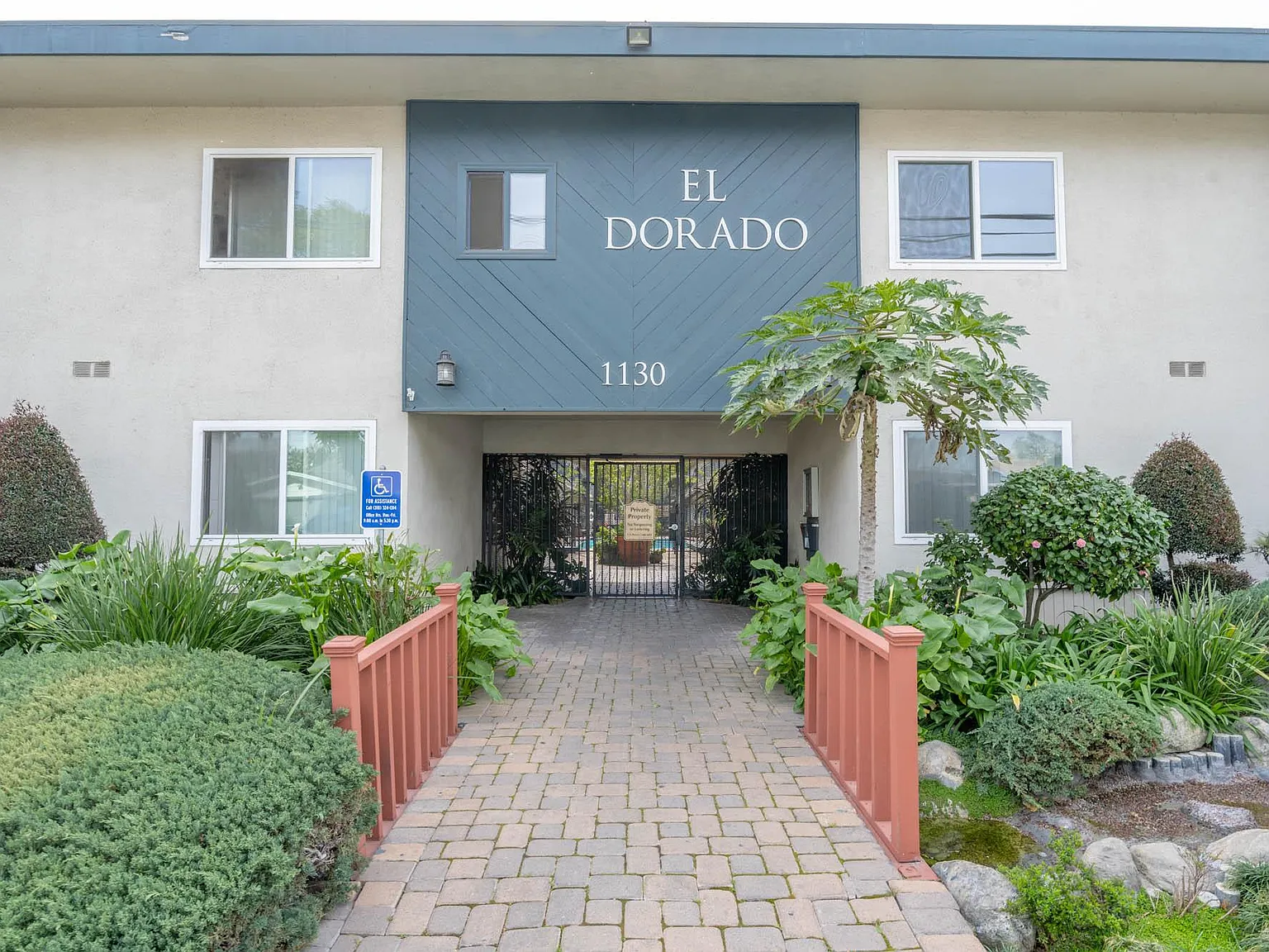 1130 Marine Avenue — Photo 1
