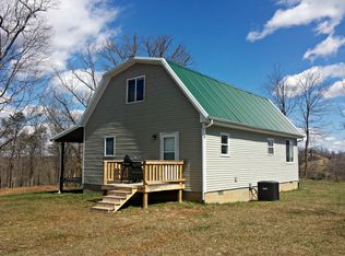 3502 Debbie Rd, Leon, WV 25123