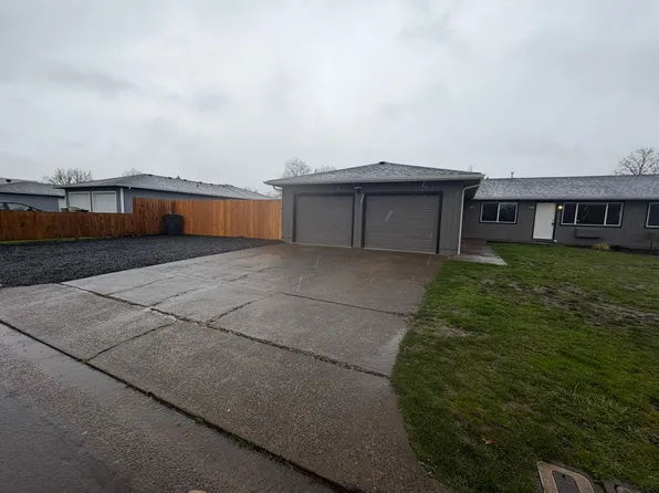 2910 Railroad St SE, Albany, OR 97322