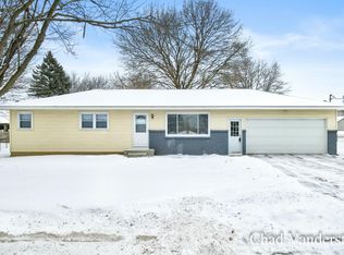 7940 20th Ave, Jenison, MI 49428