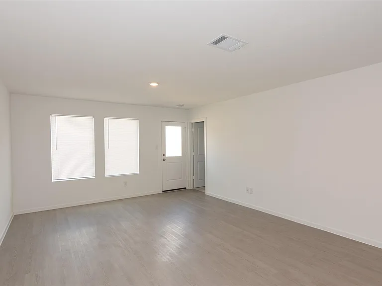 149 Starpacker Ln — Photo 5