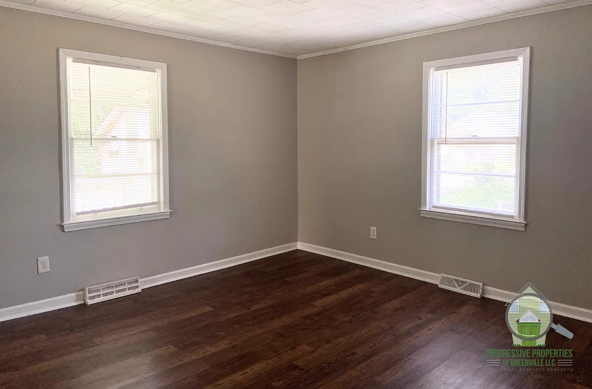 12 Woodward Street - 1 — Photo 4