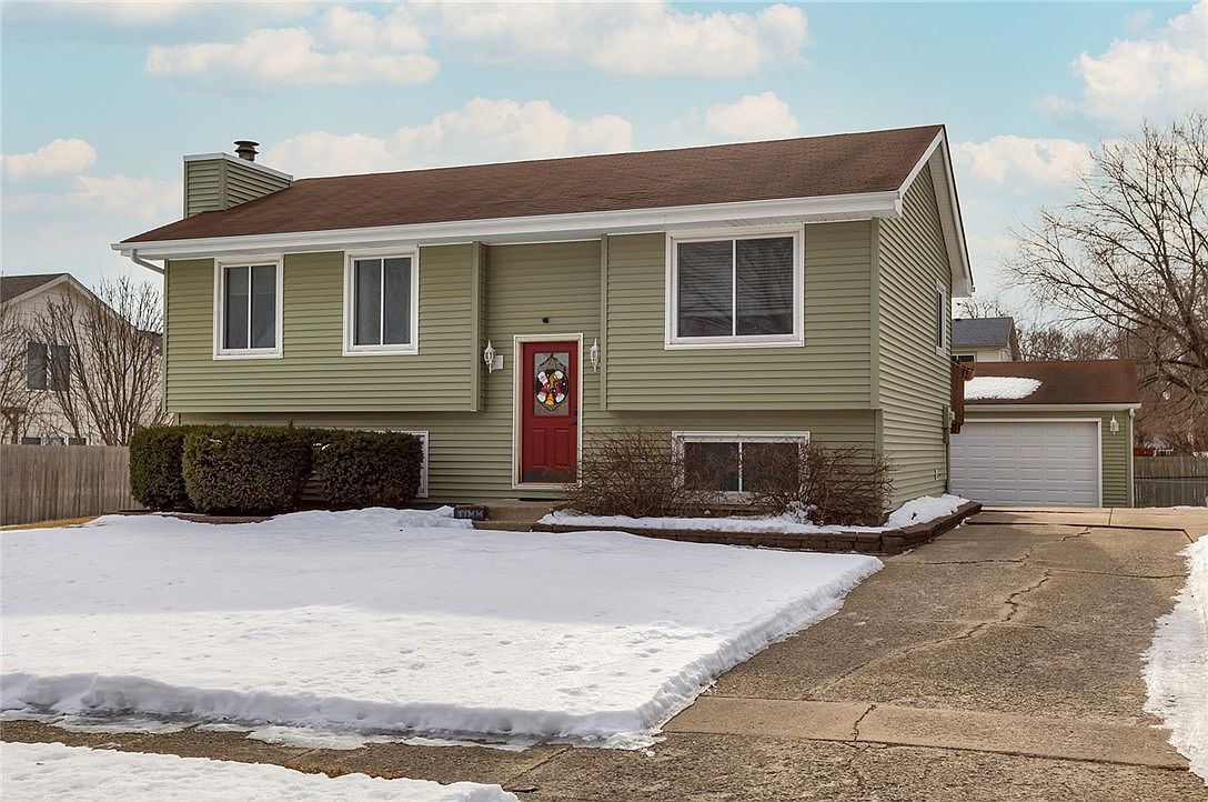 4243 Hull Ave, Des Moines, IA 50317 Zillow