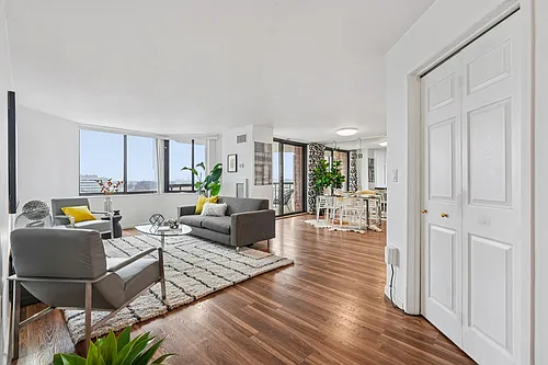 530 Harmon Cove Tower #530 Photo 1