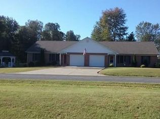 7210 Lightfoot Rd, West Paducah, KY 42086