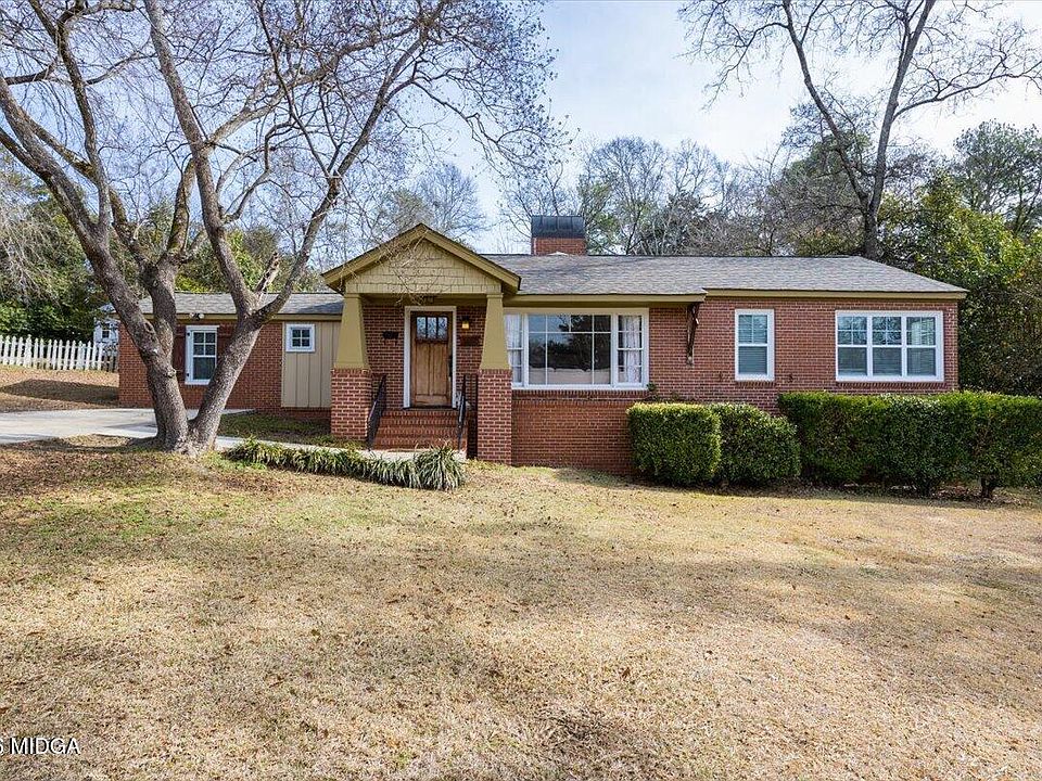 1st image of 2469 Kingsley Dr