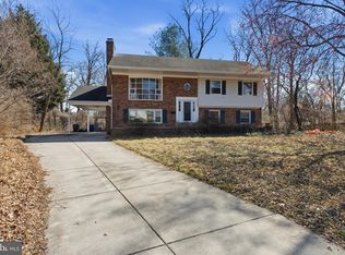 3343 Slade Run Dr, Falls Church, VA 22042
