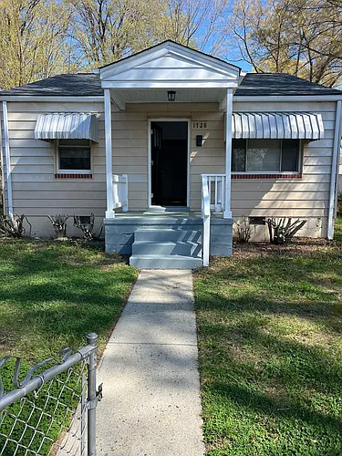 1728 Winder St Photo 1