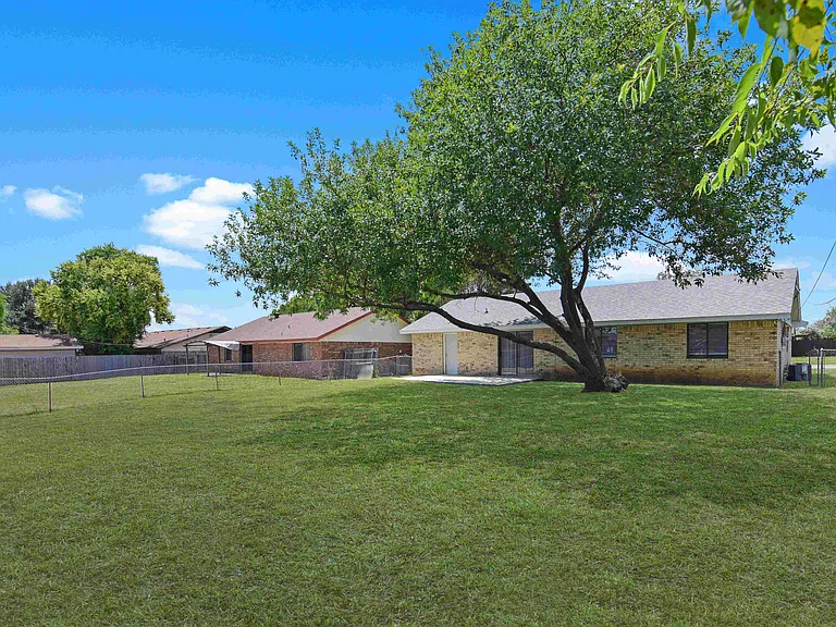 2002 Dusk Dr — Photo 15