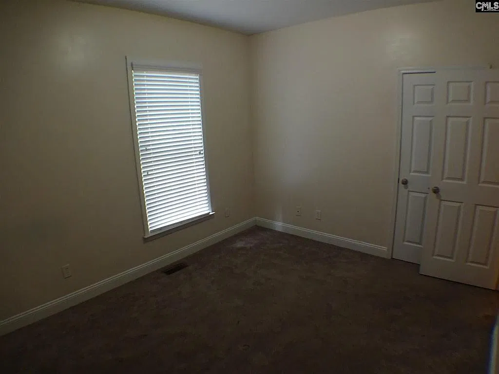 3 bed, 1300 sqft, $2,625 — Photo 3