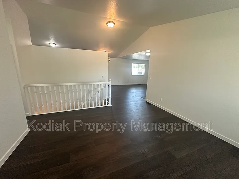 1802 S 200 W — Photo 9