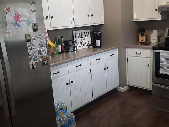 5th image of 323 Manor Heights Dr