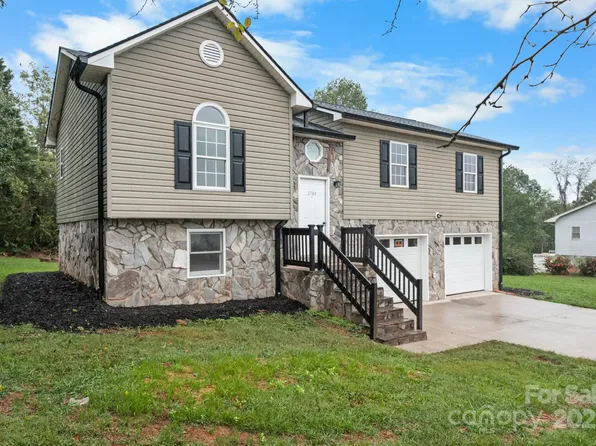 3784 Pennsylvania Ave, Lenoir, NC 28645