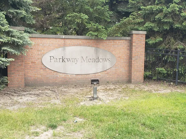 15705 Parkway Ln APT 5, Southgate, MI 48195