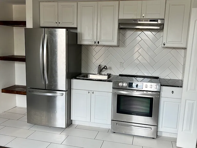26 Sherman St #C2 — Photo 4