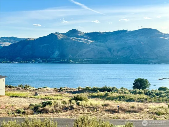 114 Village Way, Oroville, WA 98844