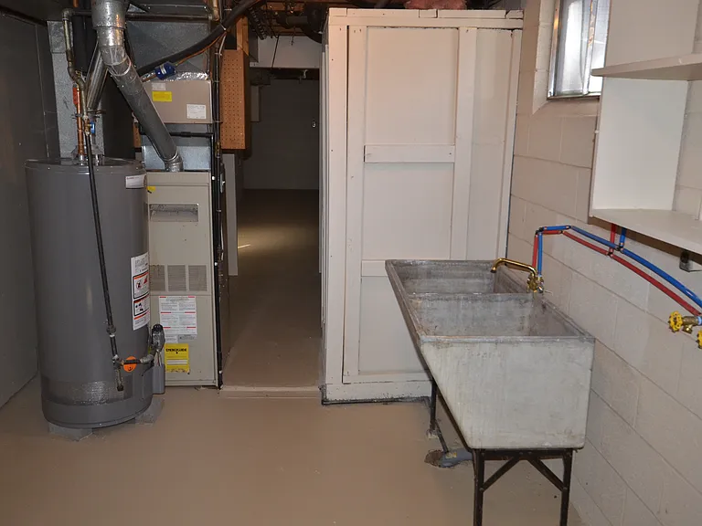 646 Morningview Ave — Photo 26