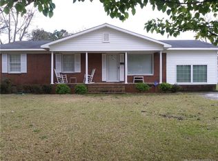 406 McMillan Ave, Red Springs, NC 28377