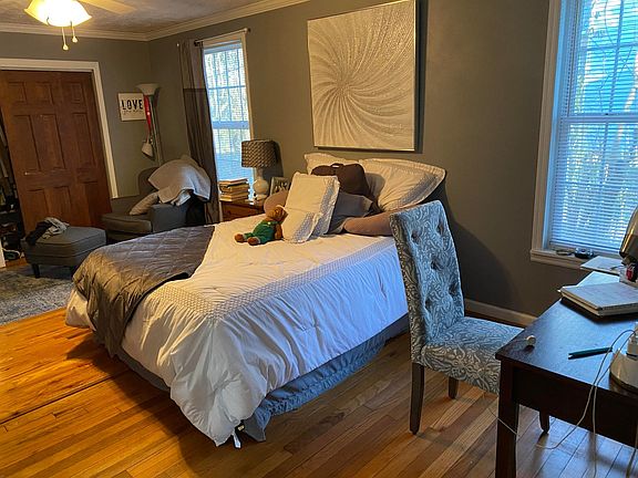 large bedroom with private bath (bedroom 1)