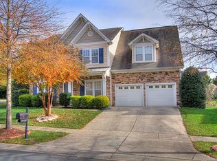 1301 Sarandon Dr, Matthews, NC 28104