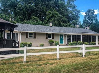 1180 Amanda Ln, Walnut Cove, NC 27052